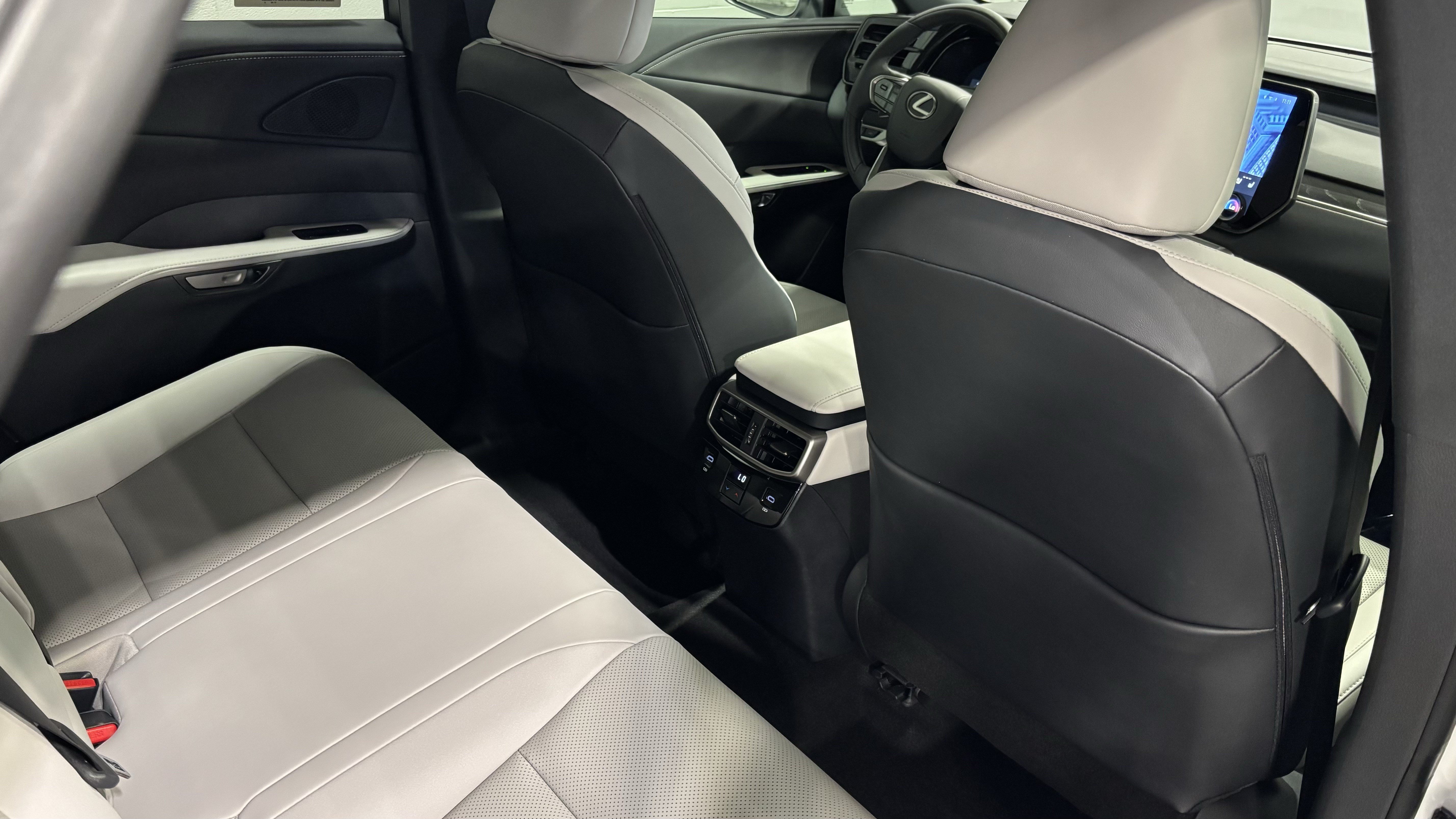 New 2026 Lexus RX 350 Premium w/ Convenience Package FWD image 41
