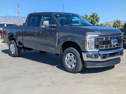 New 2026 Ford F350 XLT w/ FX4 Off-Road Package