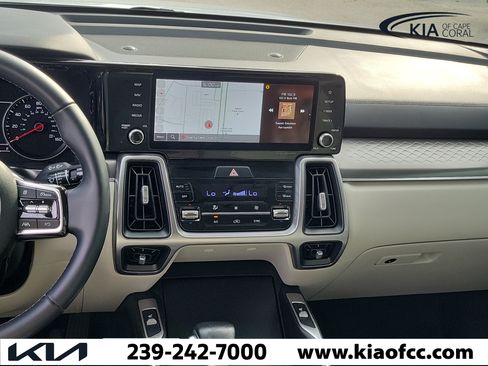 Certified 2023 Kia Sorento S FWD image 21