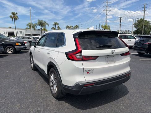 Certified 2024 Honda CR-V EX image 5