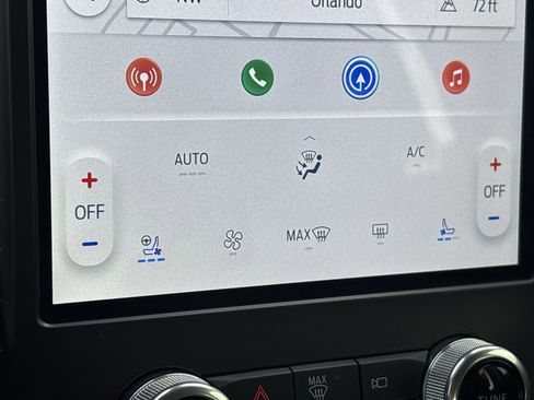 Used 2022 Ford Edge Titanium w/ Equipment Group 301A image 18