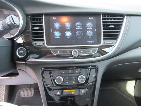 Used 2020 Buick Encore Preferred w/ Safety Package image 24