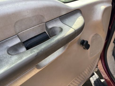 Used 2004 Ford F350 XL image 18