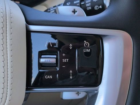 Used 2023 Land Rover Range Rover SE AWD/4WD image 27