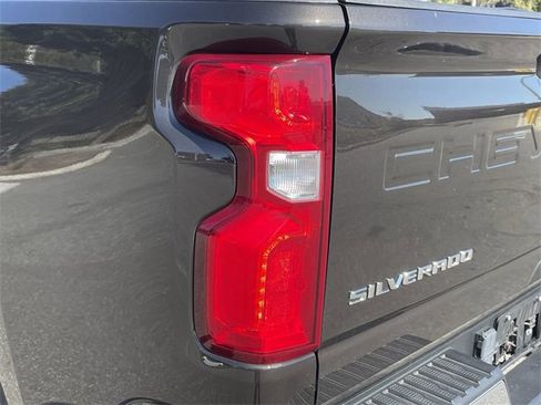 Used 2020 Chevrolet Silverado 2500 LTZ w/ LTZ Premium Package image 22