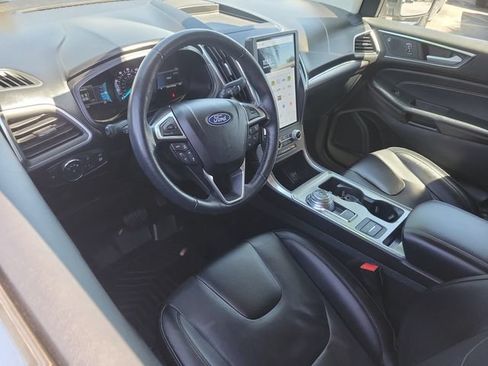 Used 2022 Ford Edge Titanium w/ Equipment Group 301A AWD/4WD image 6