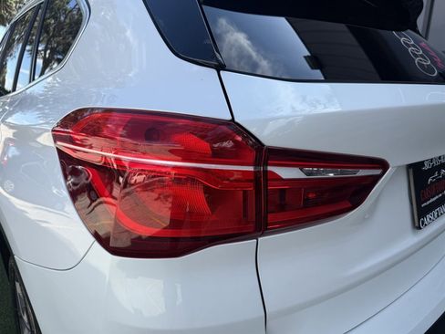 Used 2018 BMW X1 sDrive28i image 11