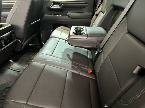 Used 2023 GMC Sierra 1500 SLT w/ SLT Premium Package AWD/4WD image 5