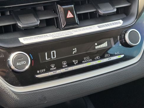 Used 2024 Toyota Corolla LE FWD image 19