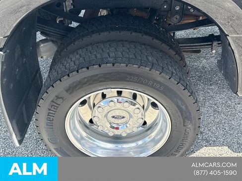 Used 2025 Ford F450 Platinum w/ FX4 Off-Road Package AWD/4WD image 20
