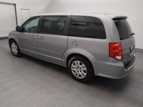 Used 2016 Dodge Grand Caravan SE w/ Quick Order Package 29E SE FWD image 3