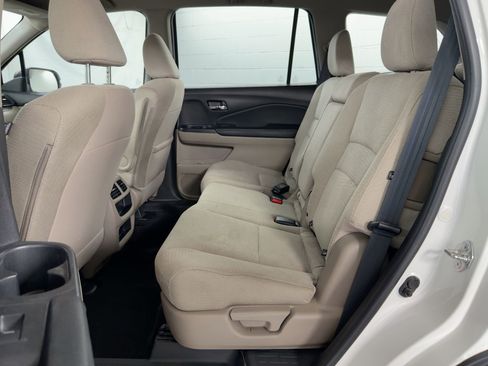 Certified 2017 Honda Pilot LX image 14
