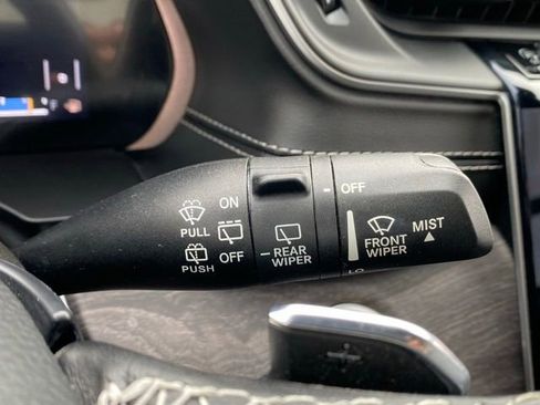 Certified 2021 Jeep Grand Cherokee L Limited w/ Luxury Tech Group II image 47