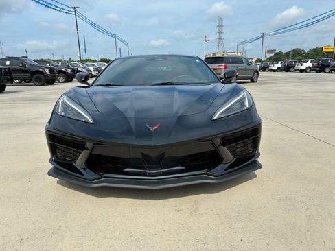 Used 2025 Chevrolet Corvette Stingray Coupe w/ Z51 Performance Package RWD image 3