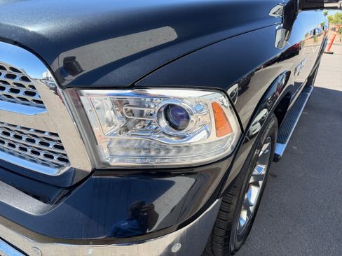 Used 2017 RAM 1500 Laramie w/ Convenience Group AWD/4WD image 9