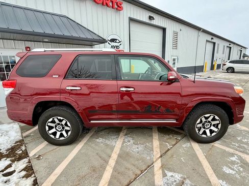 Used 2011 Toyota 4Runner Trail image 9