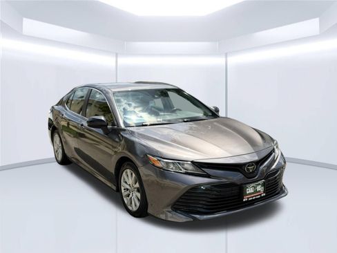 Used 2020 Toyota Camry LE w/ Carpet Mat Package AWD/4WD image 3