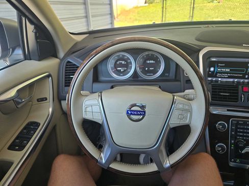 Used 2013 Volvo XC60 3.2 FWD image 24