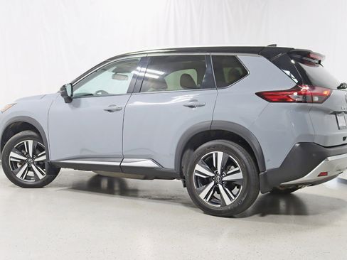Used 2023 Nissan Rogue Platinum AWD/4WD image 9