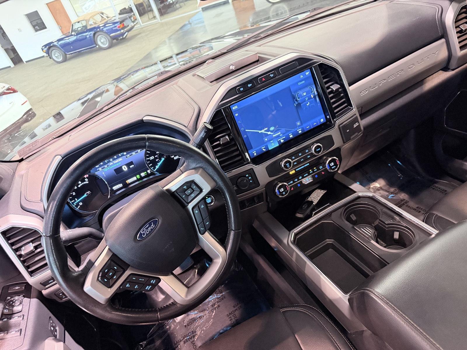 Used 2022 Ford F350 Lariat w/ Lariat Ultimate Package AWD/4WD image 39