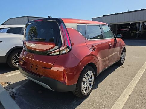 Certified 2023 Kia Soul LX FWD image 15