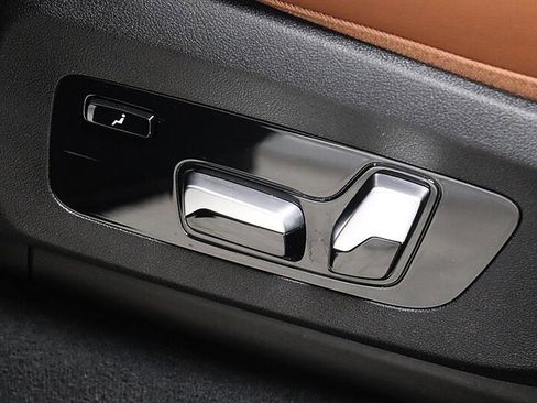 Used 2022 BMW X7 M50i AWD/4WD image 26