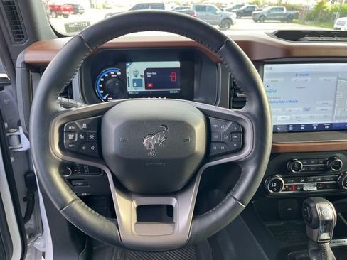 Used 2024 Ford Bronco Outer Banks image 20