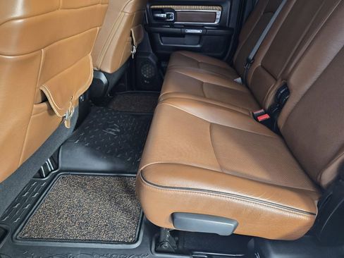 Used 2018 RAM 3500 Laramie Longhorn image 33