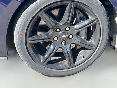 Used 2019 Ford Mustang GT Premium w/ Black Accent Package RWD image 26