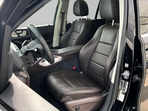 Used 2020 Mercedes-Benz GLS 450 4MATIC image 8