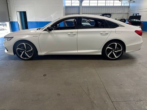 Used 2022 Honda Accord Sport image 6