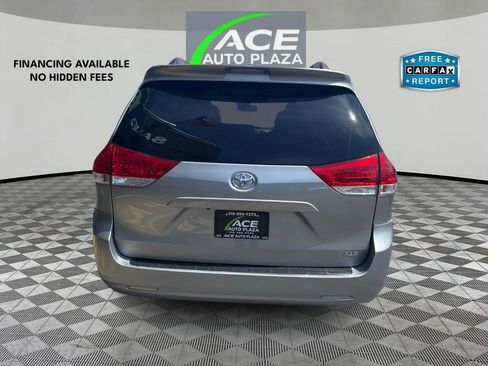 Used 2011 Toyota Sienna XLE image 6