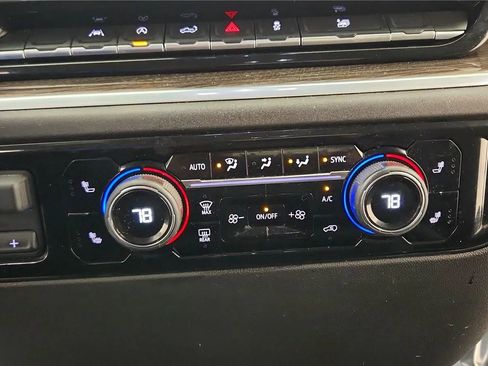 Used 2022 Chevrolet Silverado 1500 LT image 27