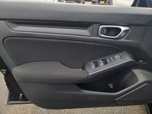 Used 2023 Honda Civic Sport image 10