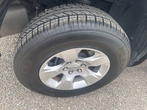 Used 2021 RAM 1500 Big Horn image 22