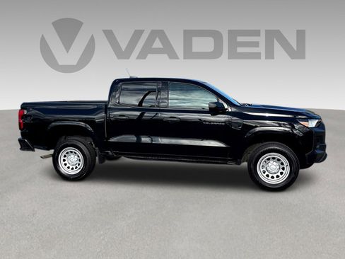 Used 2023 Chevrolet Colorado W/T image 23