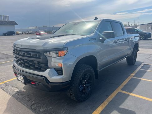 New 2026 Chevrolet Silverado 1500 Custom Trail Boss w/ LPO, Dark Essentials Package image 11