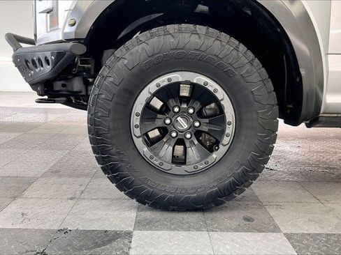 Used 2017 Ford F150 Raptor w/ Equipment Group 802A Luxury AWD/4WD image 8