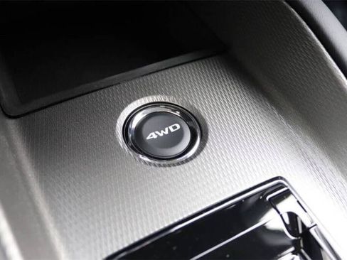 New 2025 Mitsubishi Outlander Sport ES image 9