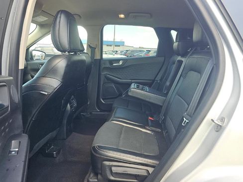Used 2020 Ford Escape Titanium AWD/4WD image 10