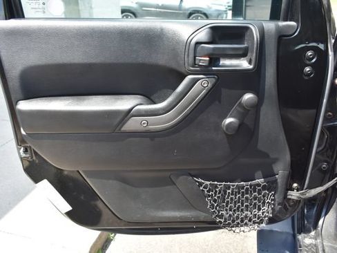 Used 2016 Jeep Wrangler Sport AWD/4WD image 15