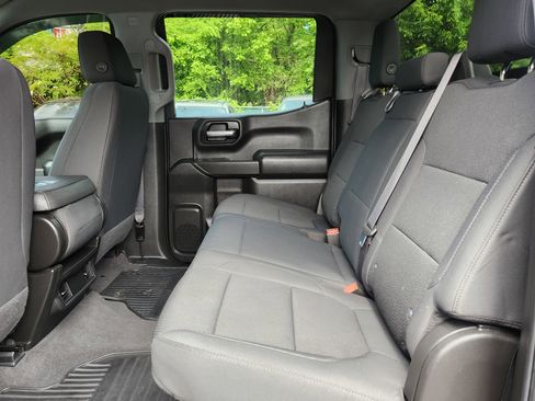 Used 2022 Chevrolet Silverado 1500 Custom AWD/4WD image 14