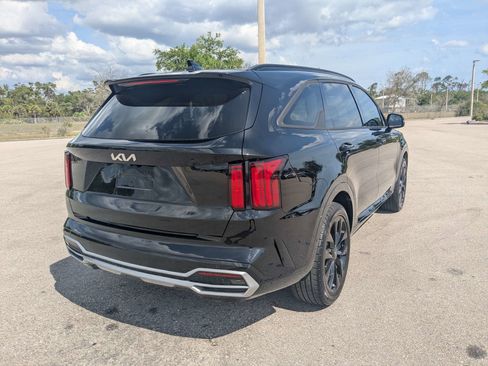 Used 2023 Kia Sorento SX FWD image 5