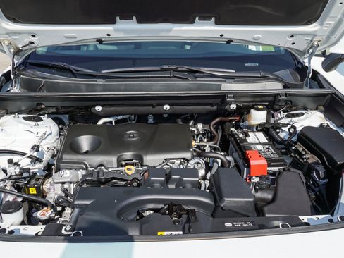 Certified 2025 Toyota RAV4 XLE Premium AWD/4WD image 16
