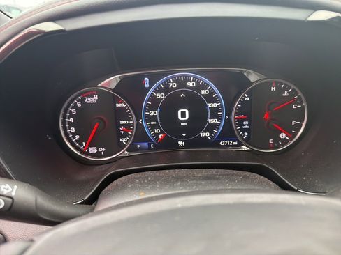 Used 2022 Chevrolet Blazer RS w/ Enhanced Convenience Package image 8