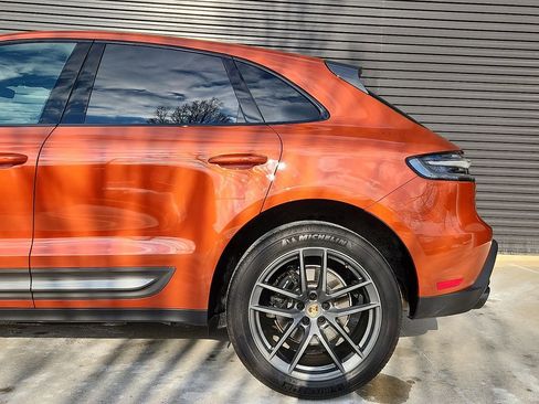 Certified 2025 Porsche Macan Turbo image 7