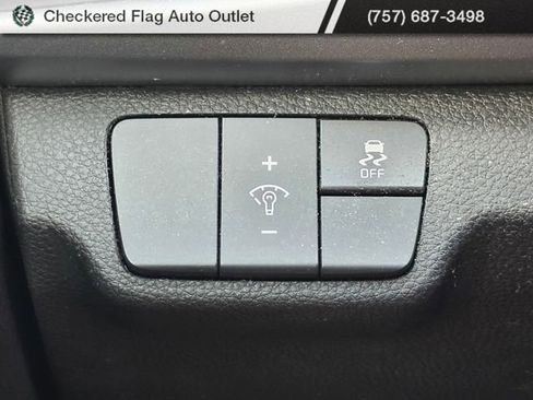 Used 2022 Kia Rio S FWD image 9