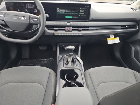 New 2026 Kia K4 FWD image 14