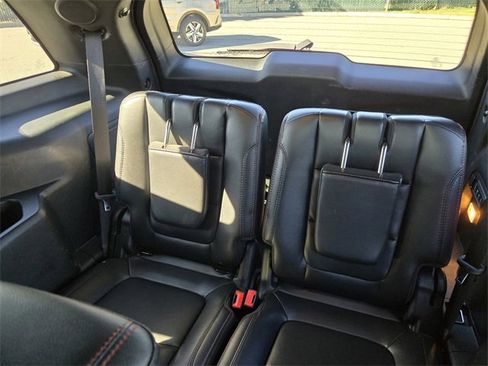 Used 2019 Ford Explorer Sport image 14