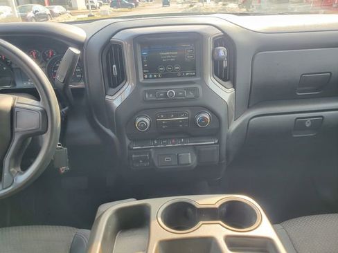 Used 2019 Chevrolet Silverado 1500 Custom Trail Boss w/ Custom Convenience Package image 13